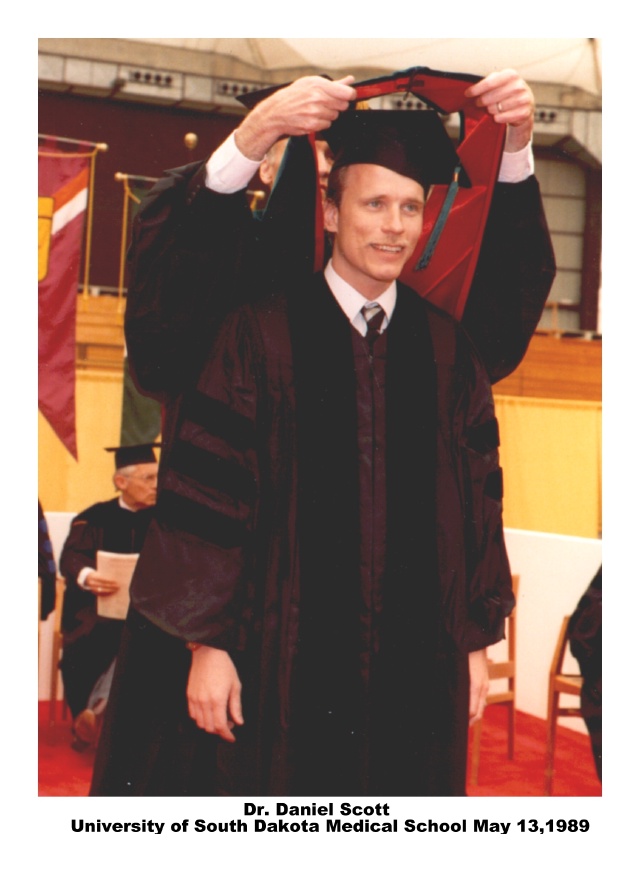 1989-05-13-Dan-Med-School-Graduation.jpg